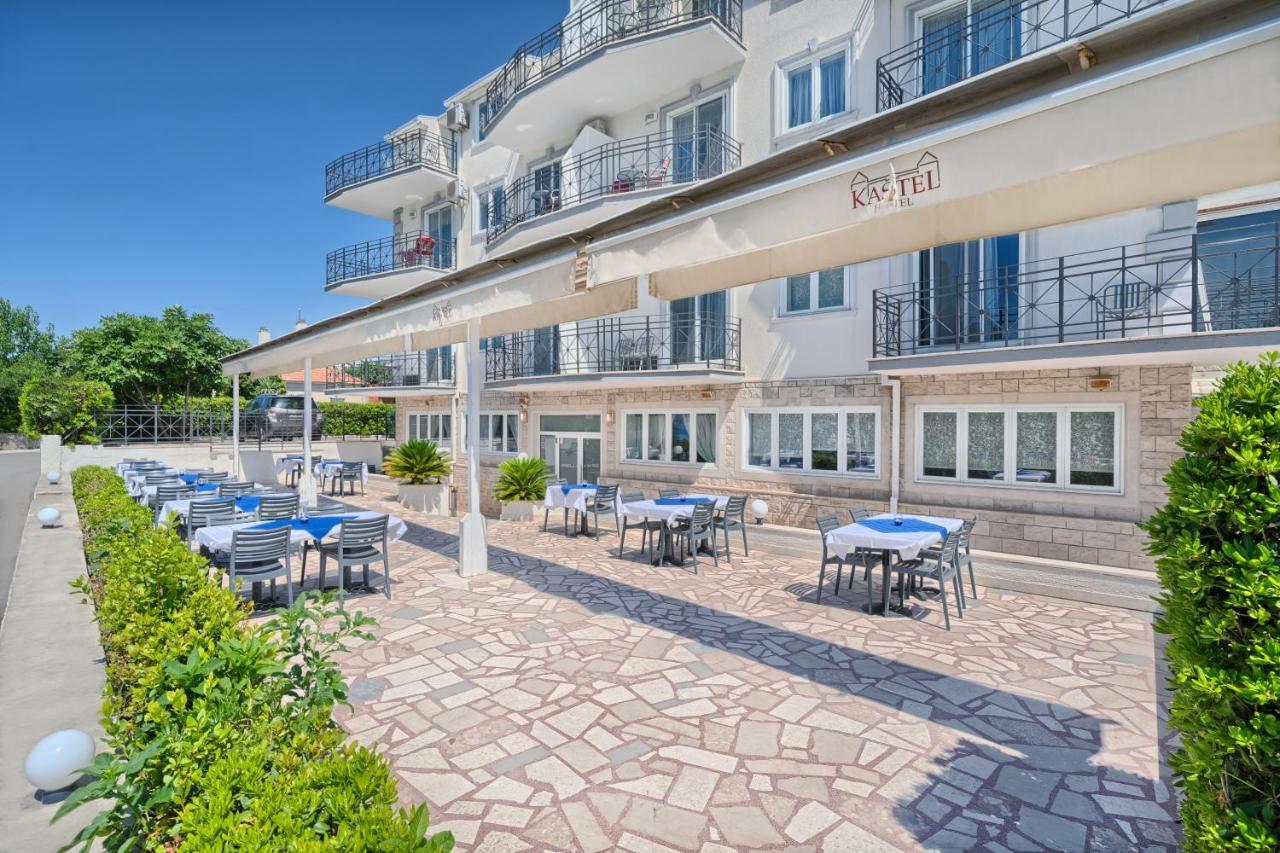 Hotel Aqua - Guest Rooms & Suites Kaštela المظهر الخارجي الصورة