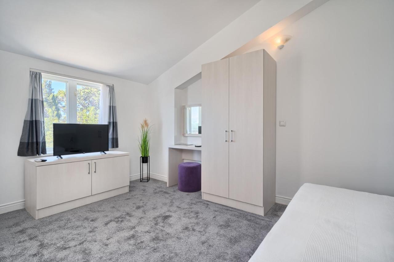 Hotel Aqua - Guest Rooms & Suites Kaštela المظهر الخارجي الصورة